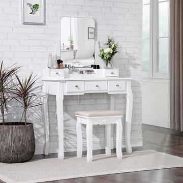 Bílý toaletní stolek s taburetem v provensálském designu RDT