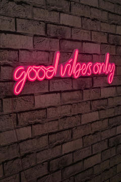 Světelná dekorace na stěnu Good pink