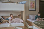 Dětská palanda a dětská postel s prostorem Shelter oak