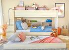 Patrová postel Bibop nabízí dostatek prostoru pro obě, ale i tři děti