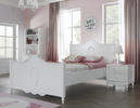 Elegantní studentská postel Rose bude středobodem interiéru