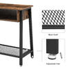 Odkládací stolek v industriálním designu Sofa table