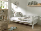 Dětská postel Fritz dostupná také v bílém odstínu