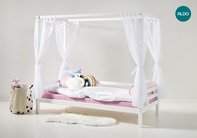 Dětská postel z masivu s nebesy Basic A7